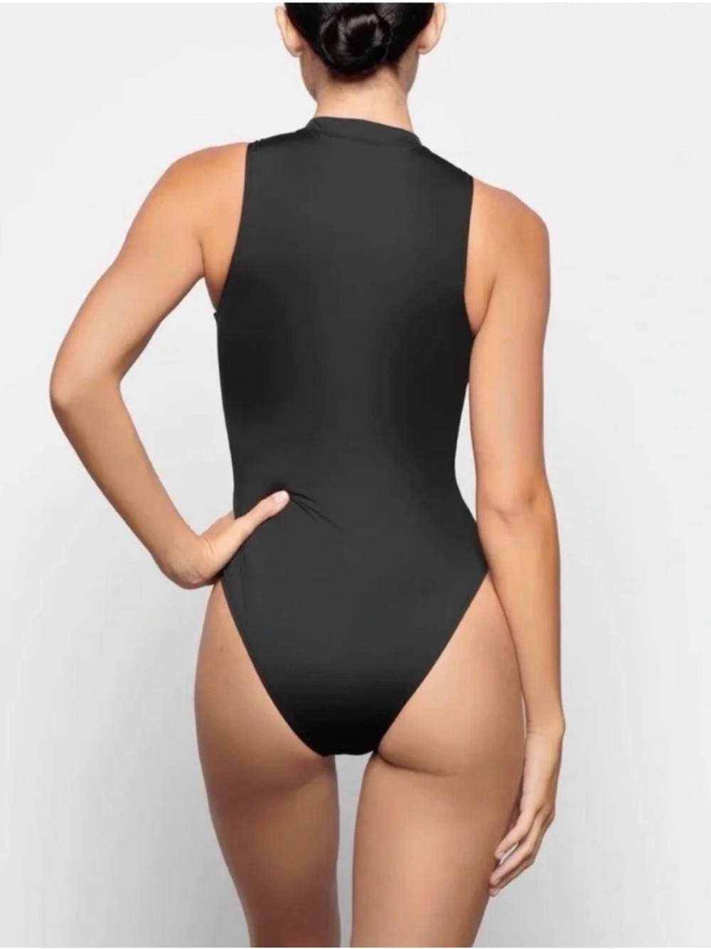 NWT Skims zip up one piece - Picture 2 of 7